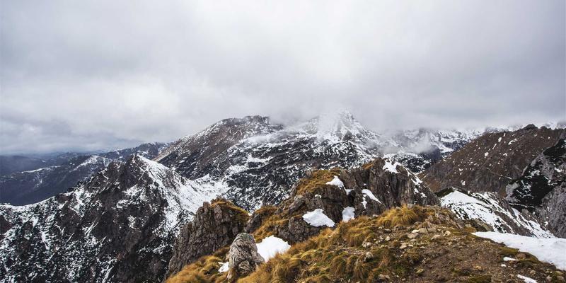 从优秀到卓越：昆山华丰精密加工企业如何通过ISO9001/IATF16949认证构建核心竞争力