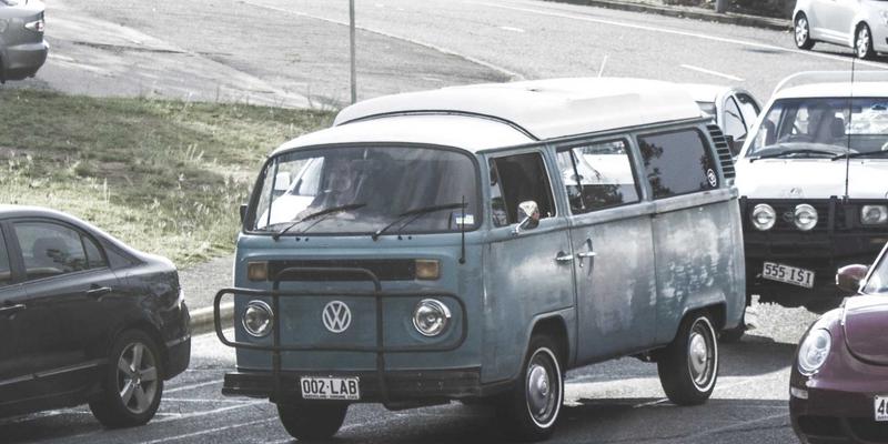 昆山华丰精密加工产业外来务工人员子女入学全攻略：从工业设备到教育资源的无缝衔接